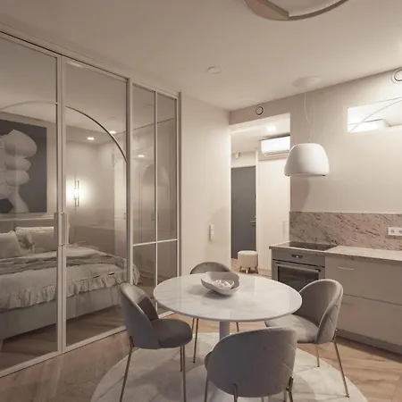 Ivis House - Elegant With Church View In Old Town * Вільнюс