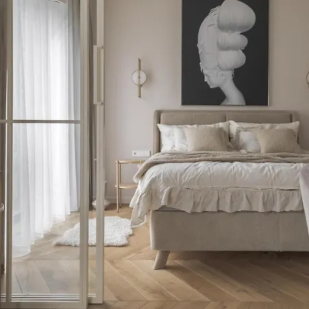 Апартаменты Ivis House - Elegant With Church View In Old Town