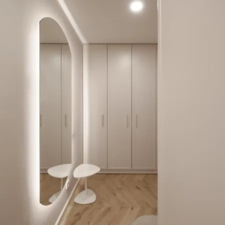 Апартаменти Ivis House - Elegant With Church View In Old Town