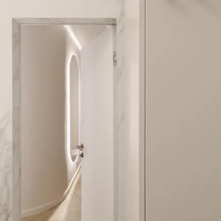 Ivis House - Elegant With Church View In Old Town *