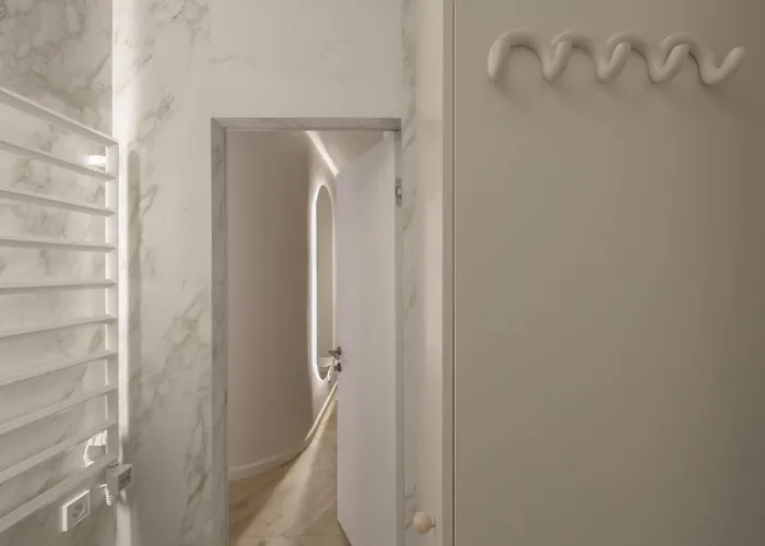 Appartamento Ivis House - Elegant With Church View In Old Town *