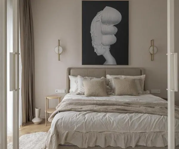 Ivis House - Elegant With Church View In Old Town Appartamento Vilnius