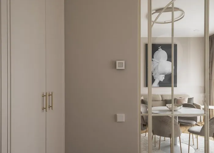 Ivis House - Elegant With Church View In Old Town Appartamento Vilnius