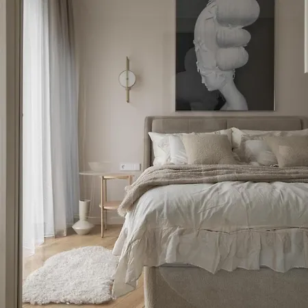 Ivis House - Elegant With Church View In Old Town Apartamento Vilna