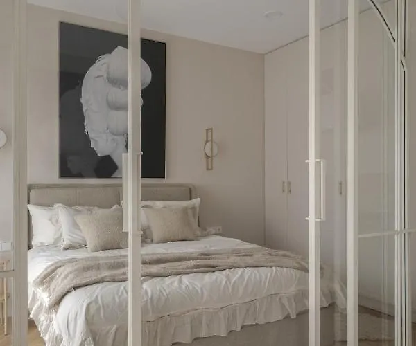 Appartement Ivis House - Elegant With Church View In Old Town Vilnius