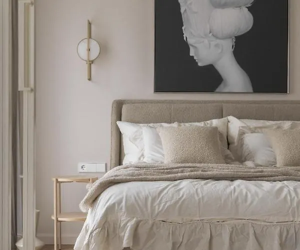 Appartement Ivis House - Elegant With Church View In Old Town *